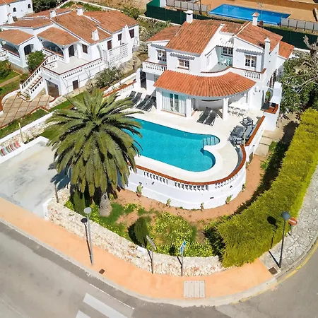 Strandnahe German Mit Grosser Poolterrasse * Son Bou