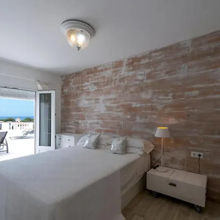 Strandnahe German Mit Grosser Poolterrasse Feriehus